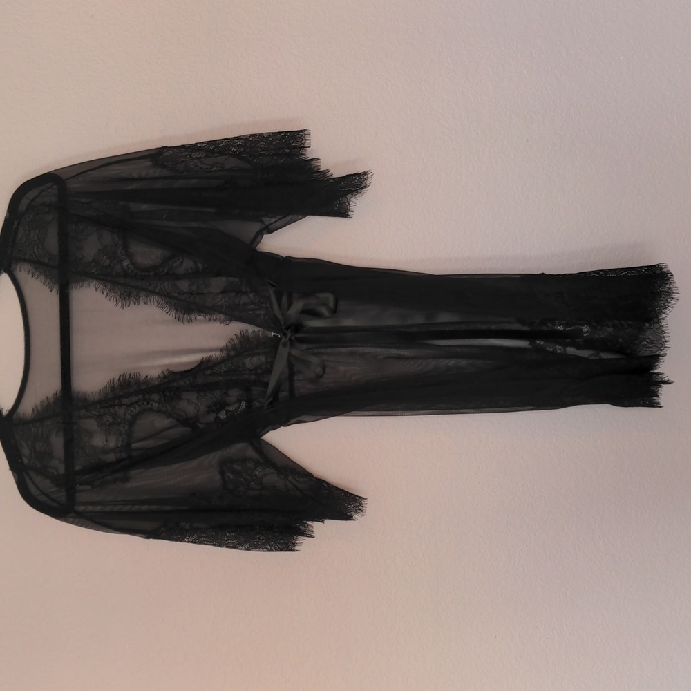 Ajour eyelash lace robe
